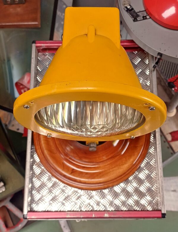 Lampe de piste ADB. – Image 7