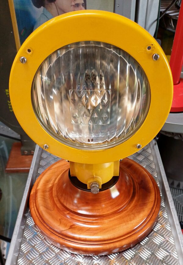Lampe de piste ADB.